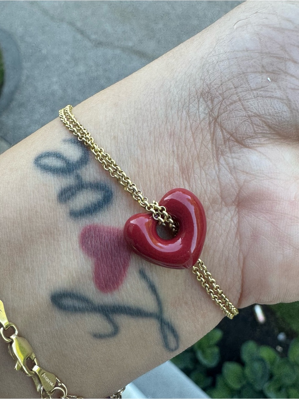 Madewell Red Heart Gold Tone Chain Bracelet - Picture 5 of 6
